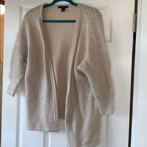 Forever 21 sweater size Large